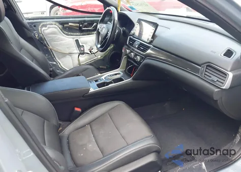 2022 Honda Accord Hybrid Sport z USA, uszkodzony, nr VIN 1HGCV3F20NA045516